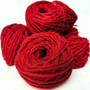 lana di pecora sarda rosso