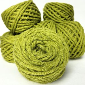 lana di pecora sarda verde chiaro