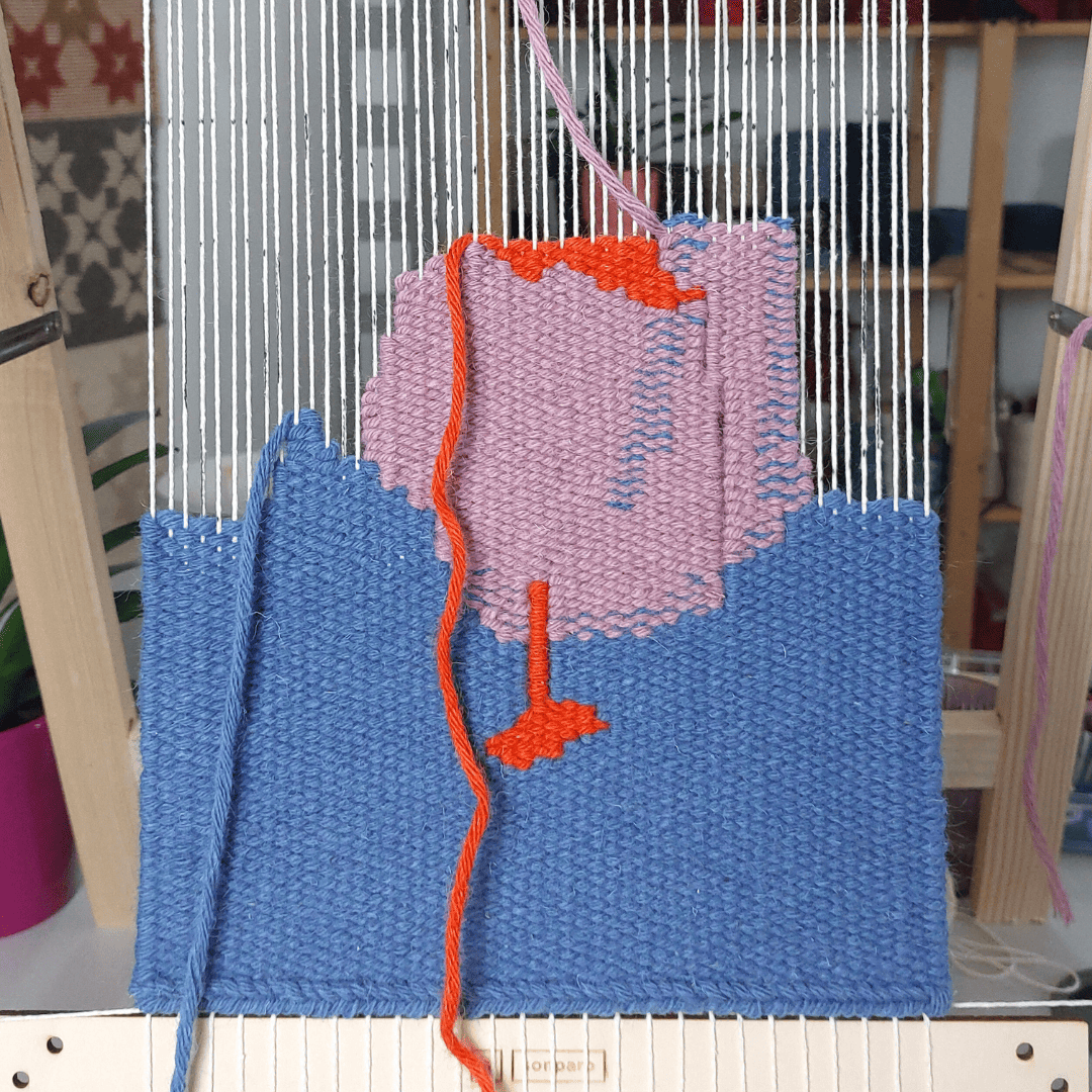 SONPARO_SCUOLA-TESSITURA-SARDEGNA-ORISTANO_Sonia-Paradell-Roig_SQUARED_Textile-Postcards-of-Sardinia_Pan-di-Zucchero